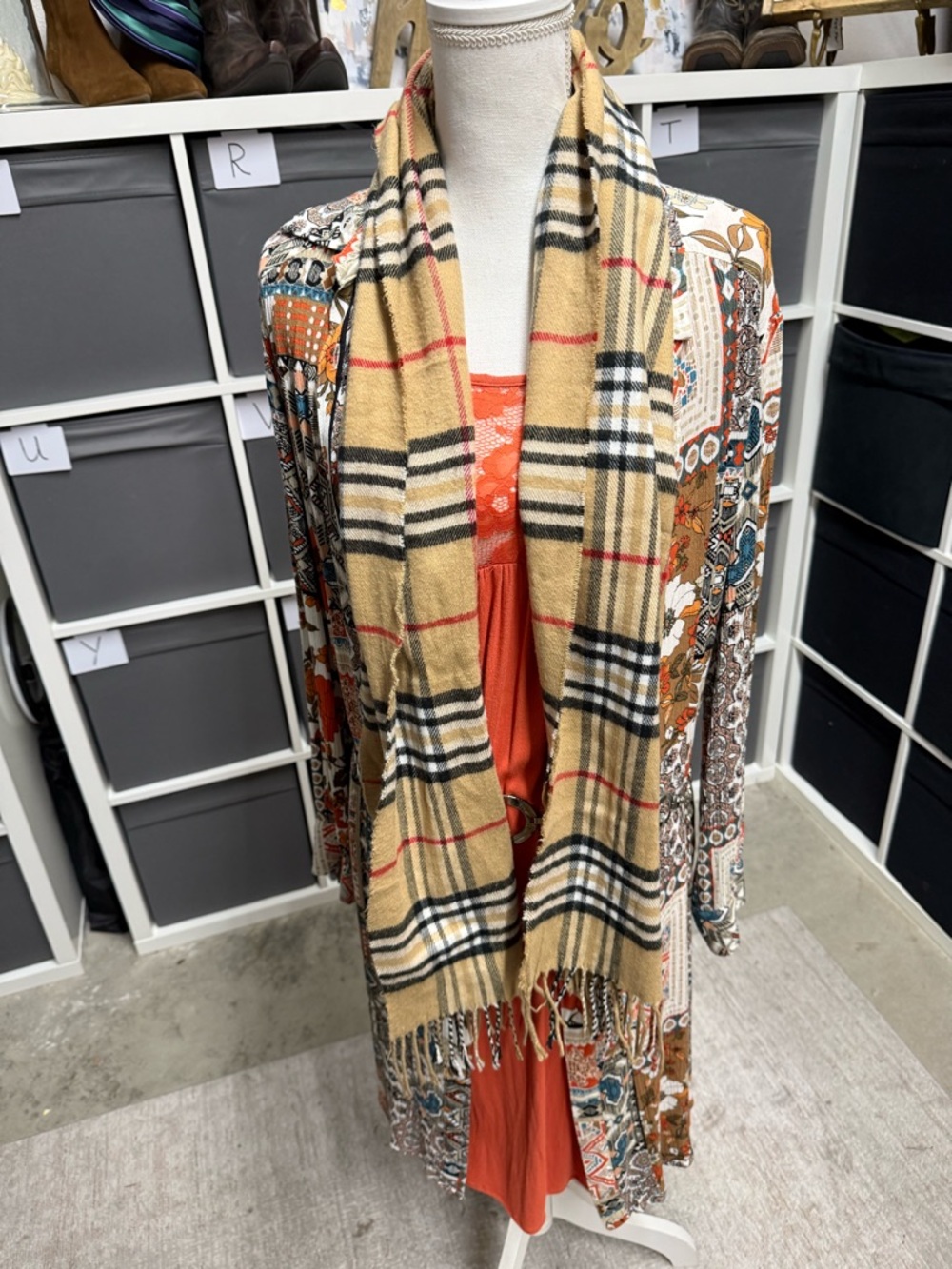 Womens Cashmere Haymarket Check Plaid Fringe Scarf